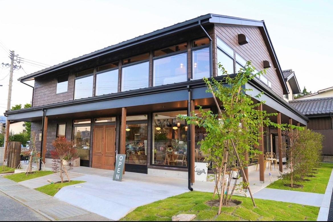 Kiiiya Cafe&hostel *